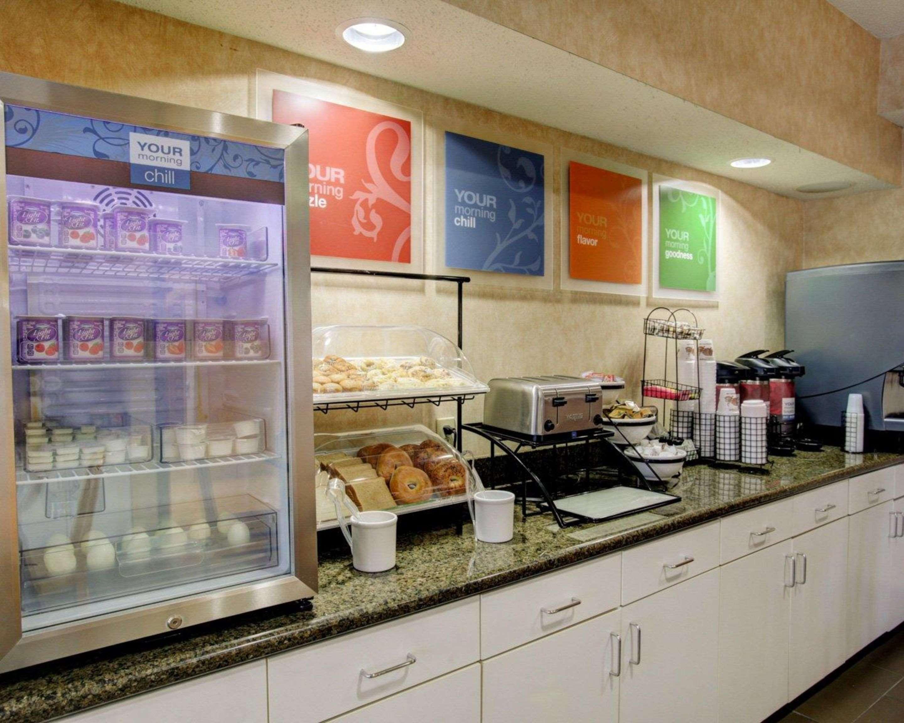Comfort Inn & Suites Seguin Exterior photo